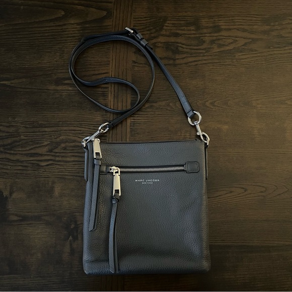 Marc Jacobs | Recruit North-South Crossbody Dark Gray 9inches x 8inches - Picture 3 of 7